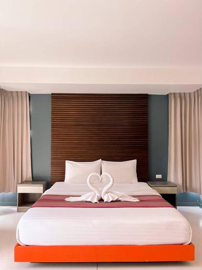 Coco Boutique Hotel Patong Exterior photo
