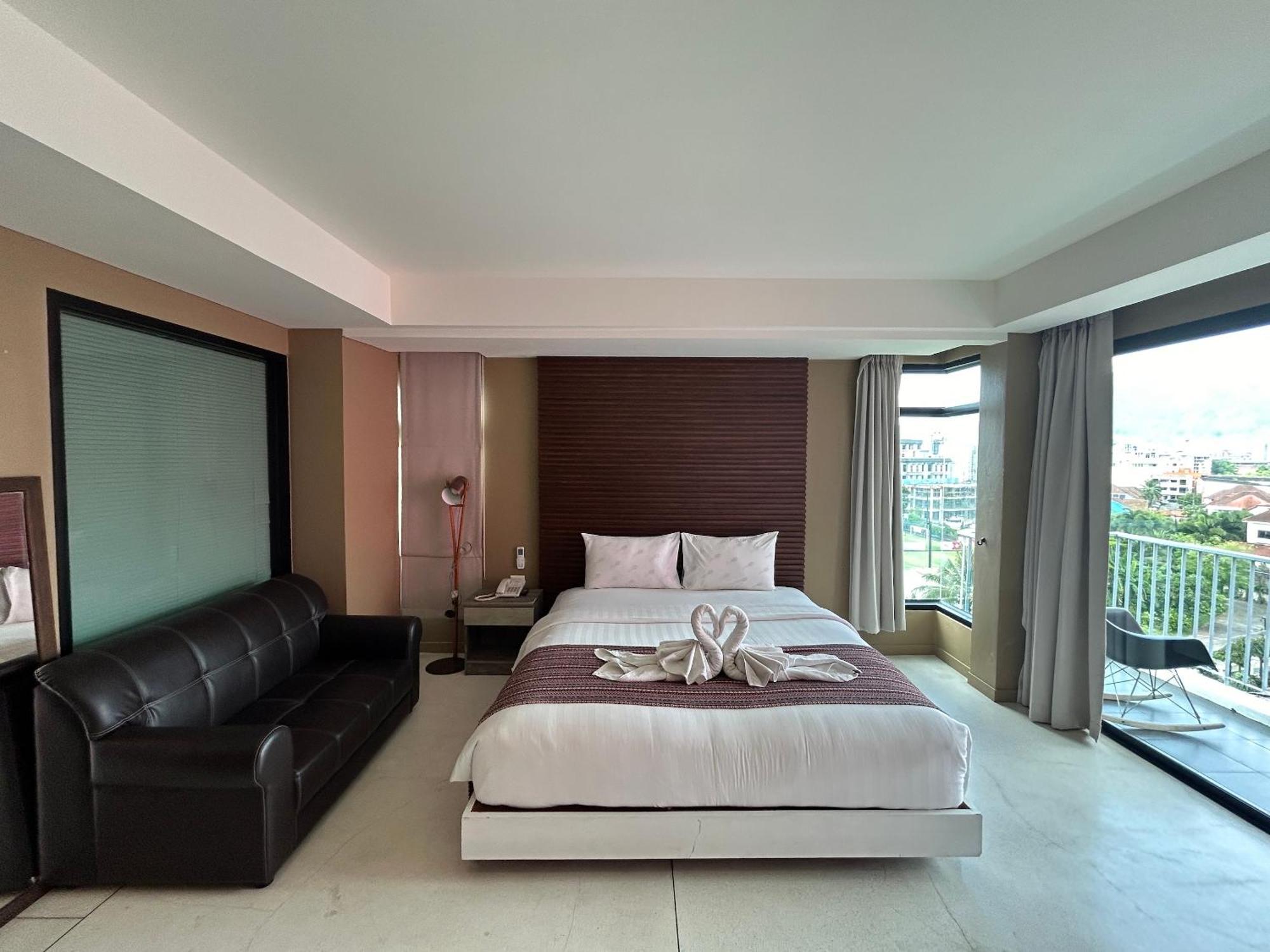 Coco Boutique Hotel Patong Room photo